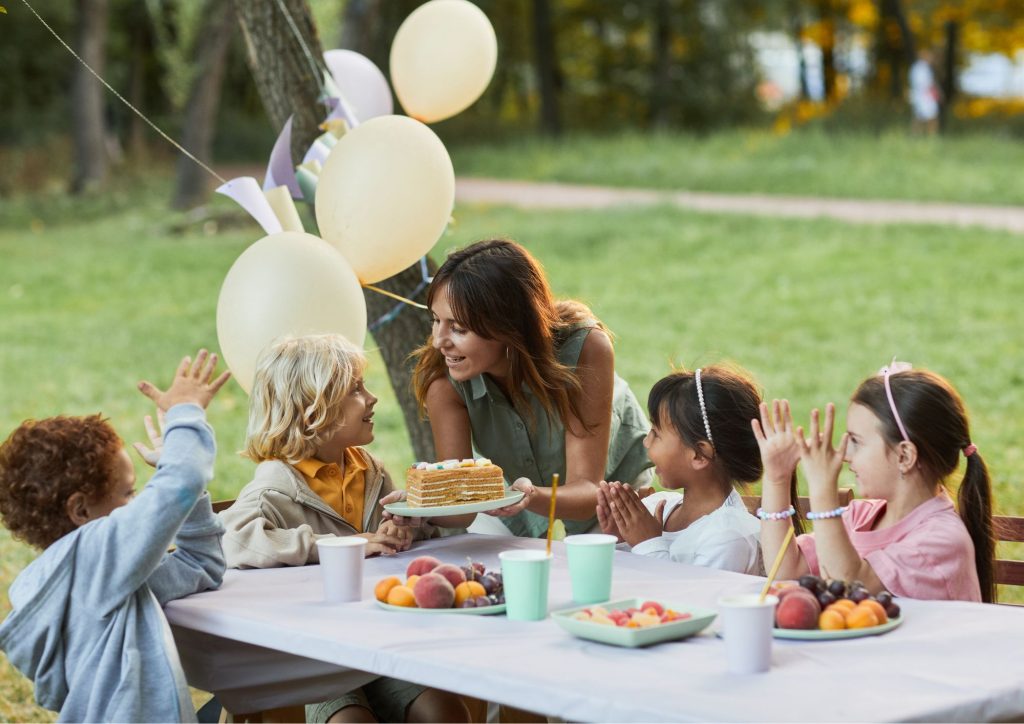 invités fête d'anniversaire enfant