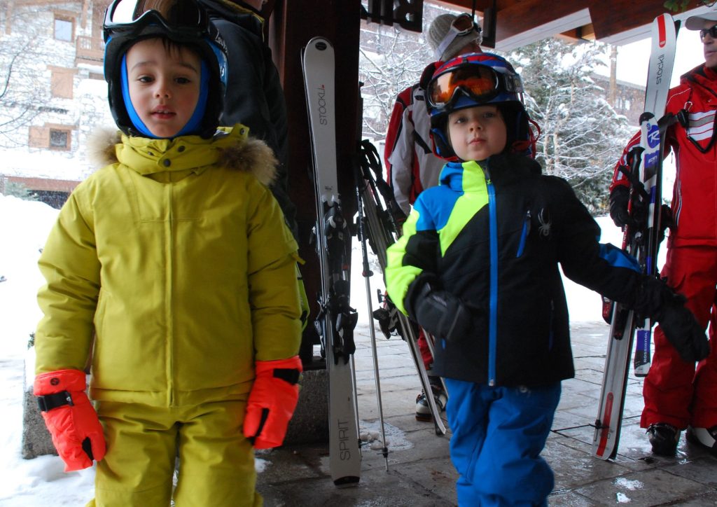 vêtements montagne hiver enfants